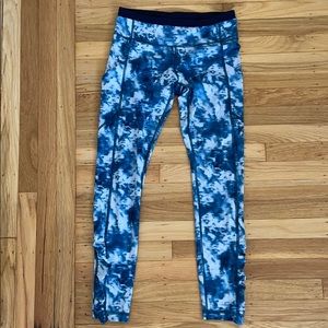 Lululemon Ruched Leg Leggings Size 6